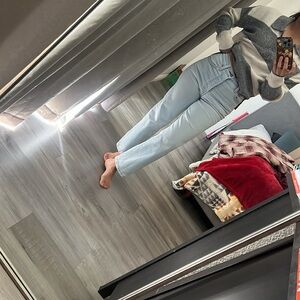 Levi’s ribcage straight ankle